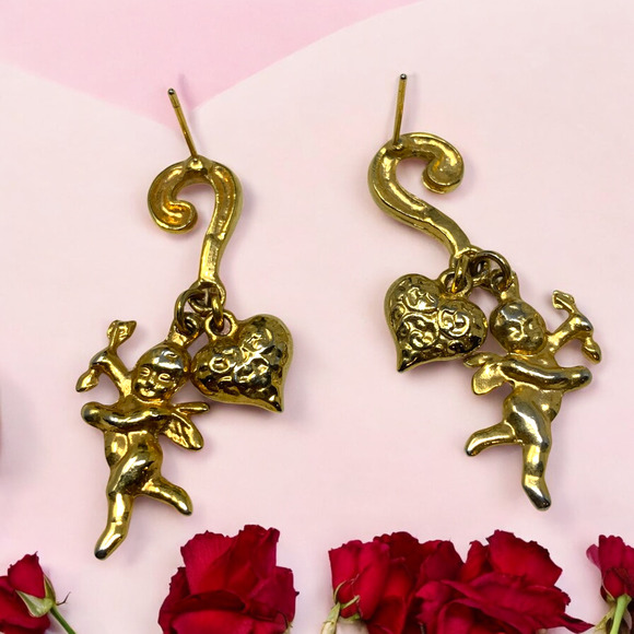 Vintage 1980s Gold Tone Cherub Heart Pierced Dangle Earrings Valentine Romantic - Picture 2 of 5